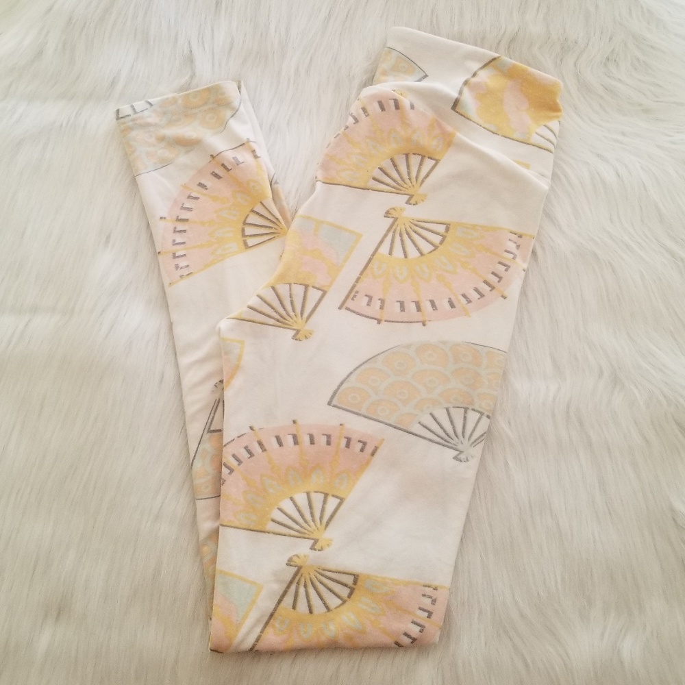 LuLaRoe Fans Leggings